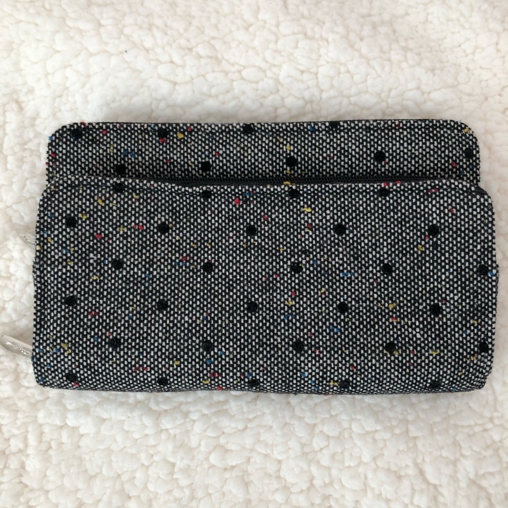 Thirty-one Small Wallet Black Polka Dot Heather
